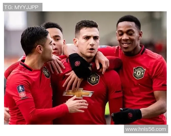 中超焦点战切尔西与曼联互交白卷争议判罚引发全场热议